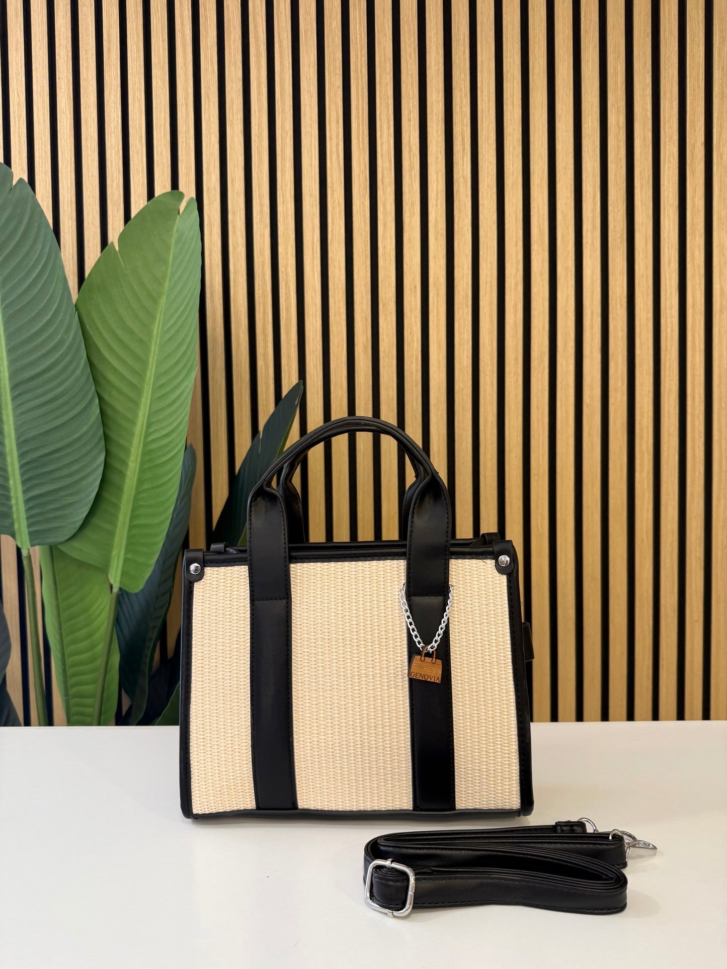 ZAIRA BAG MEDIA