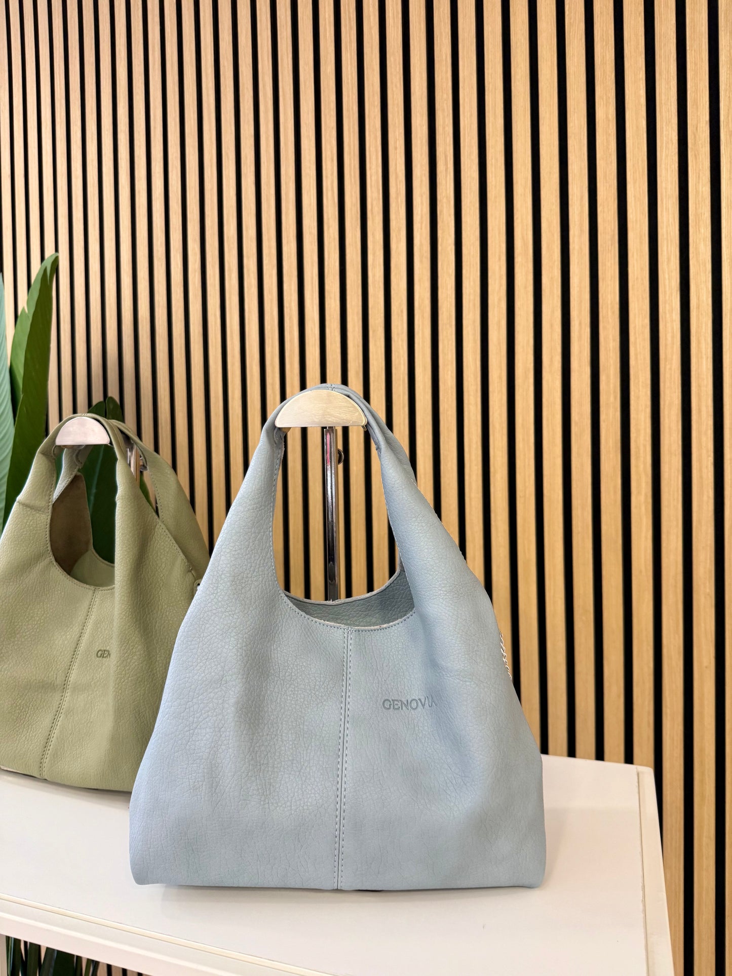 IRINA BAG MEDIA