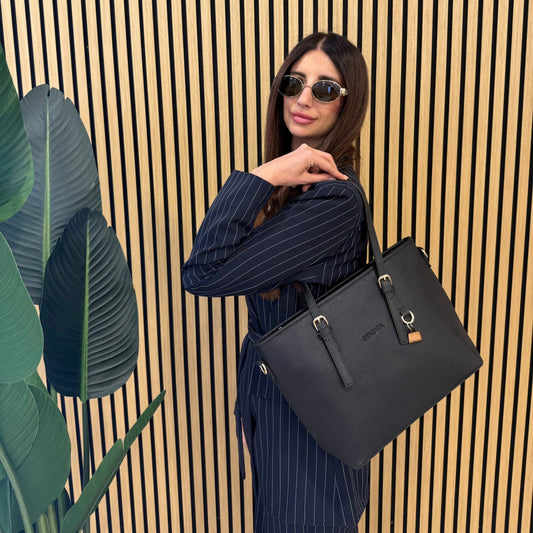 LAVINIA BAG MEDIA
