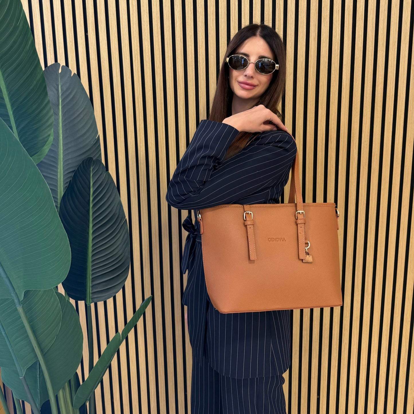 LAVINIA BAG MEDIA