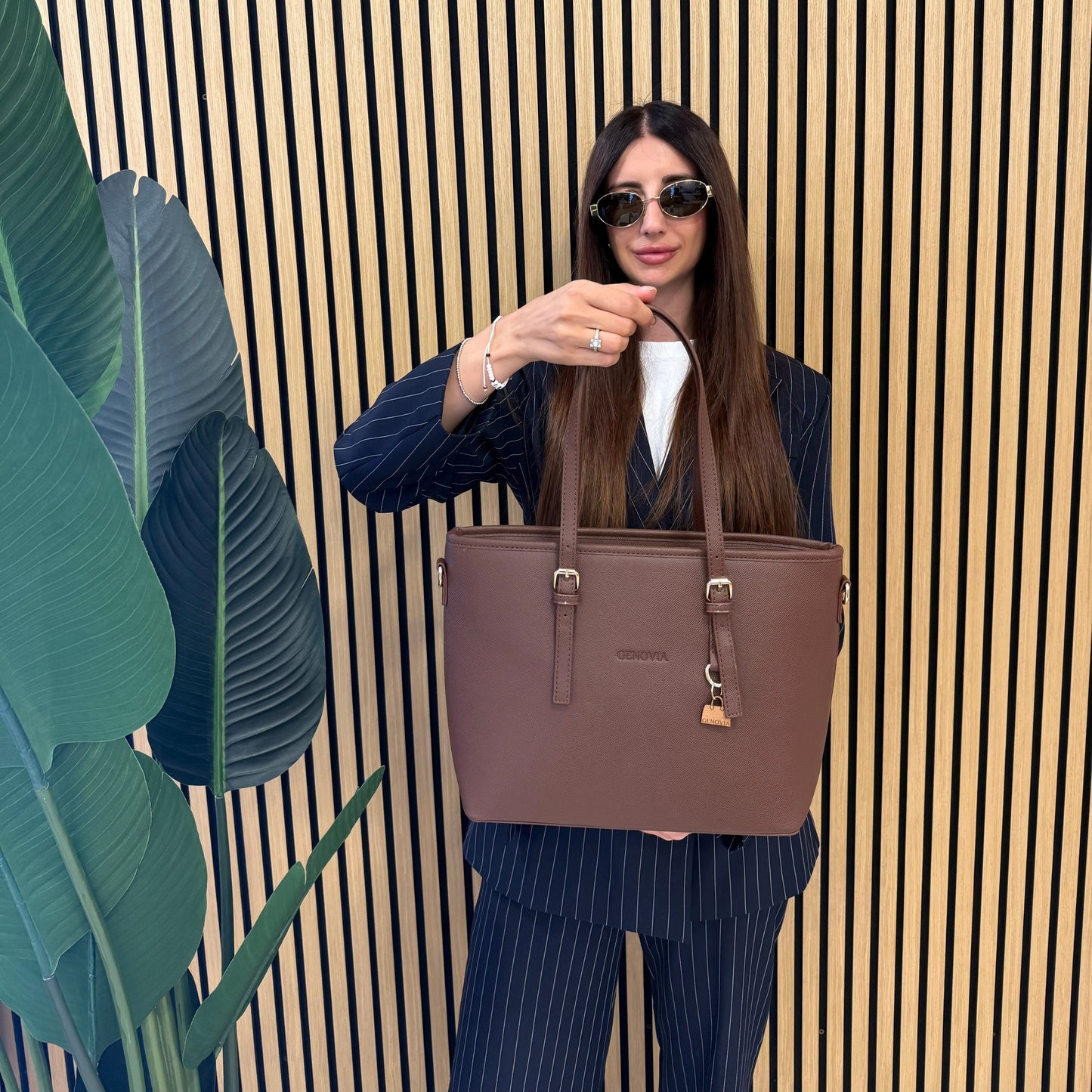 LAVINIA BAG MEDIA