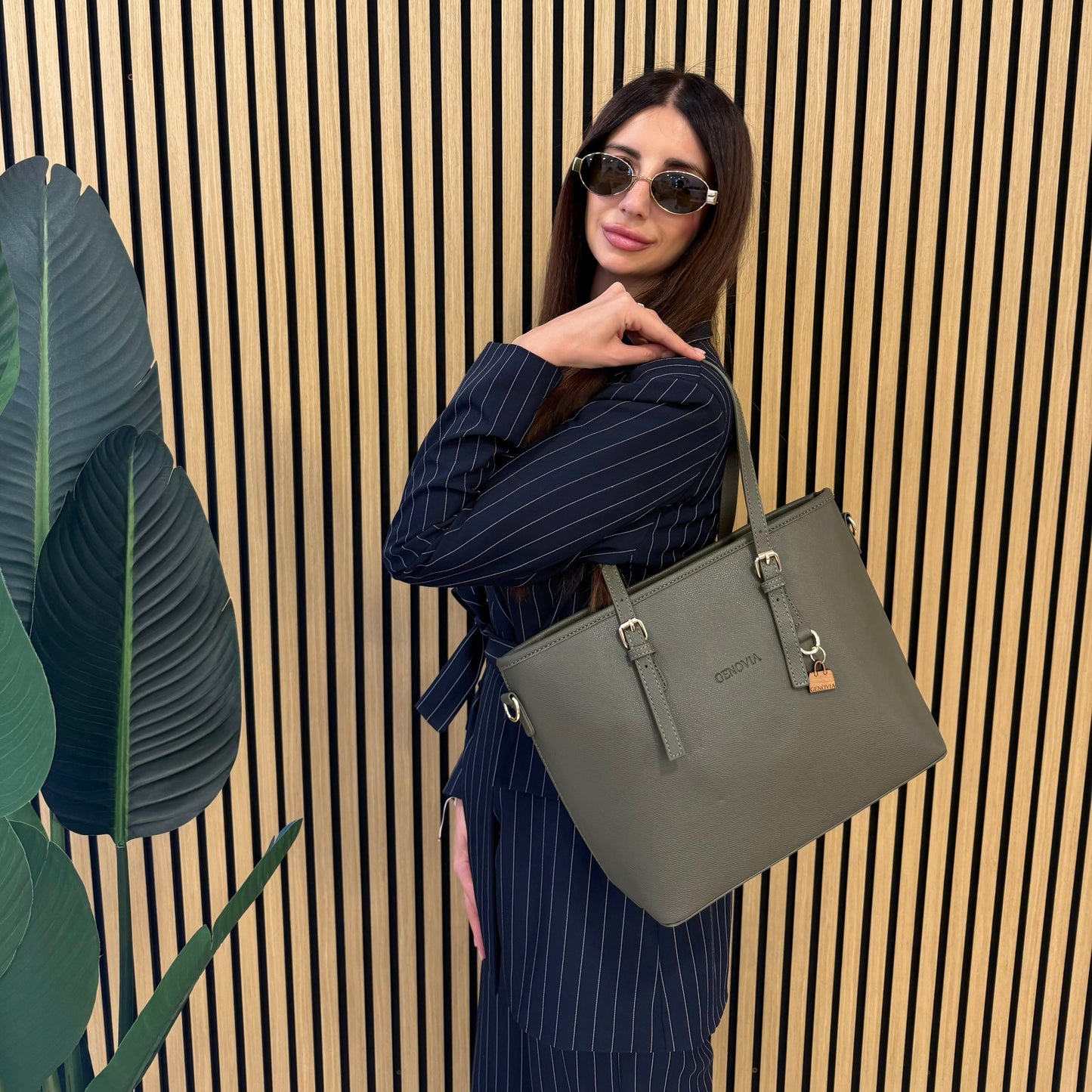 LAVINIA BAG MEDIA