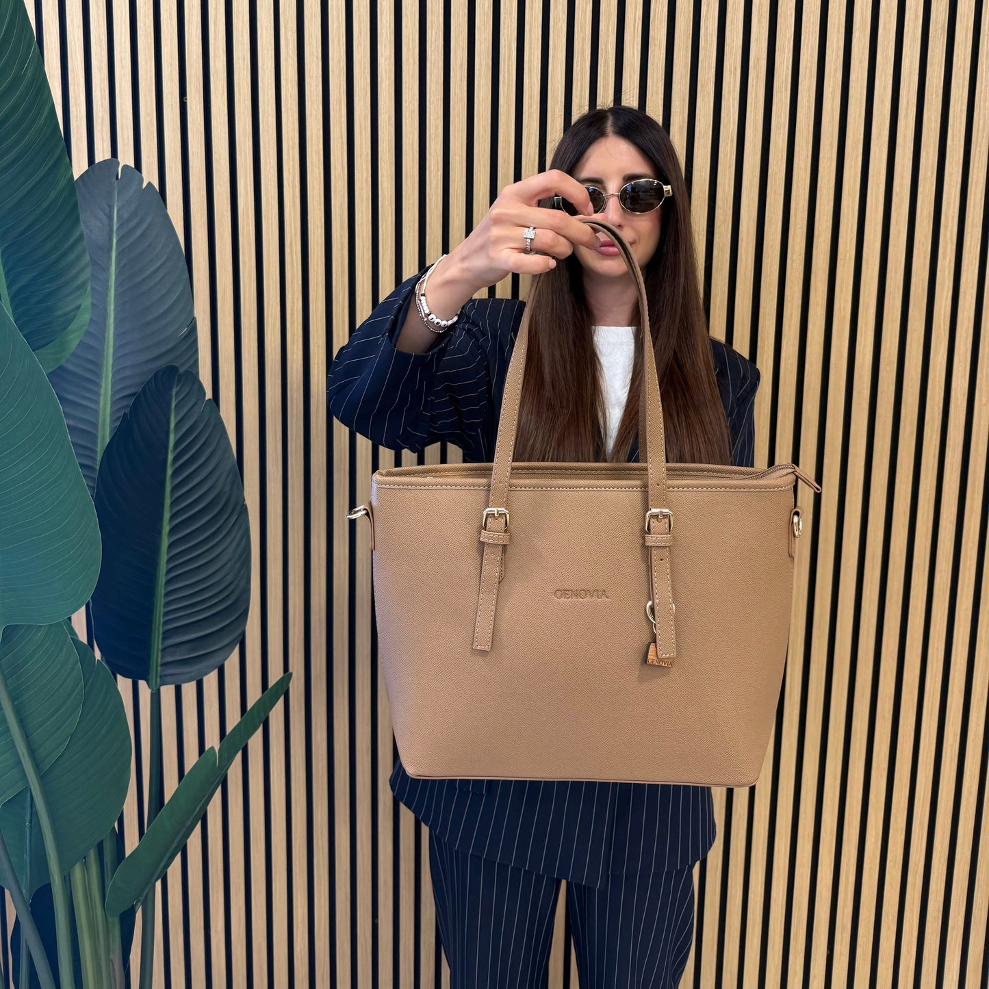 LAVINIA BAG MEDIA