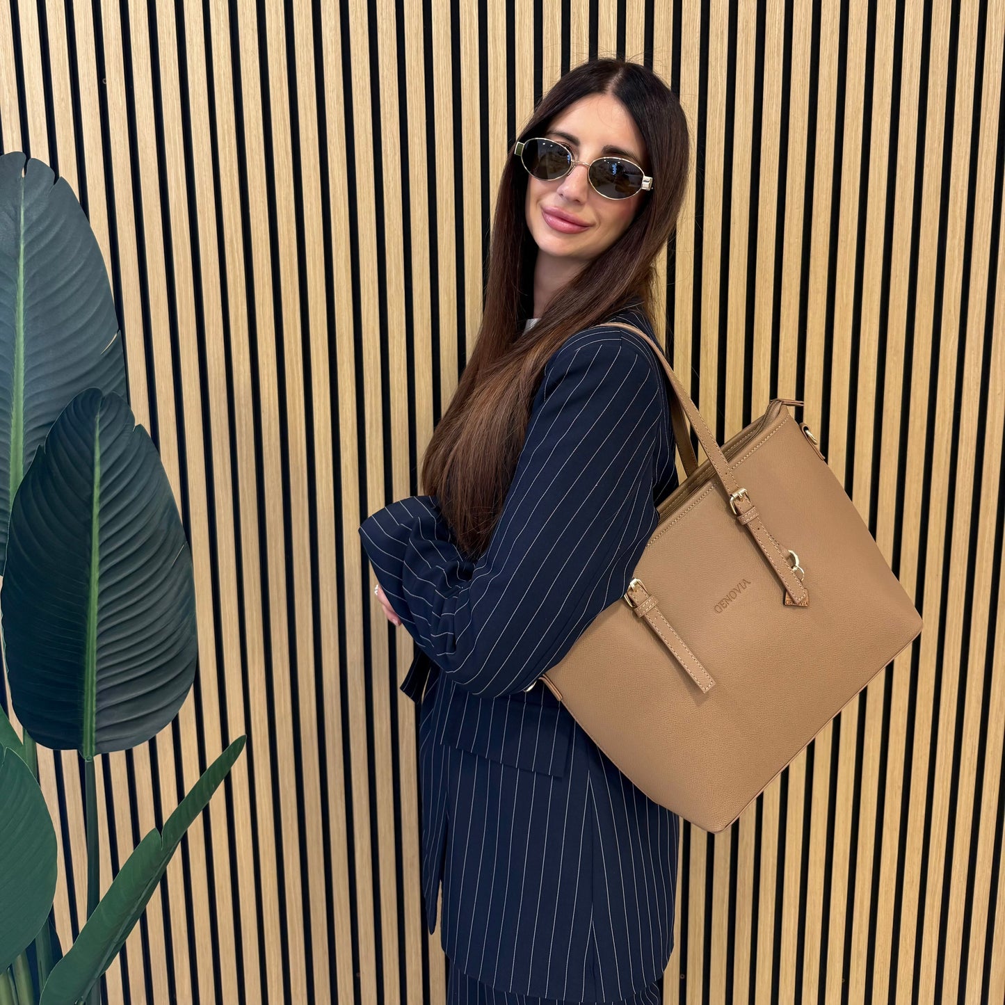 LAVINIA BAG MEDIA