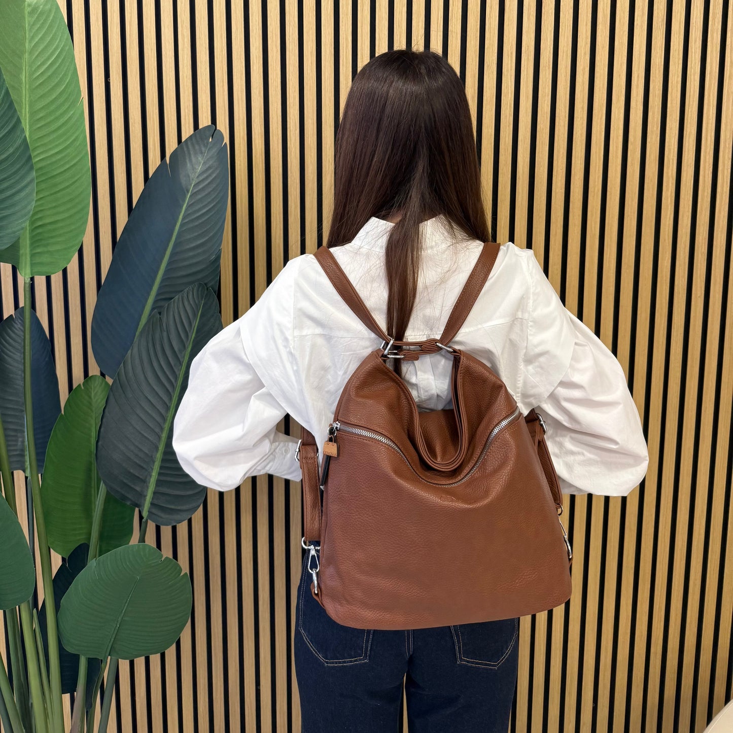 ELLY BAG LA BORSA CHE DIVENTA ZAINO
