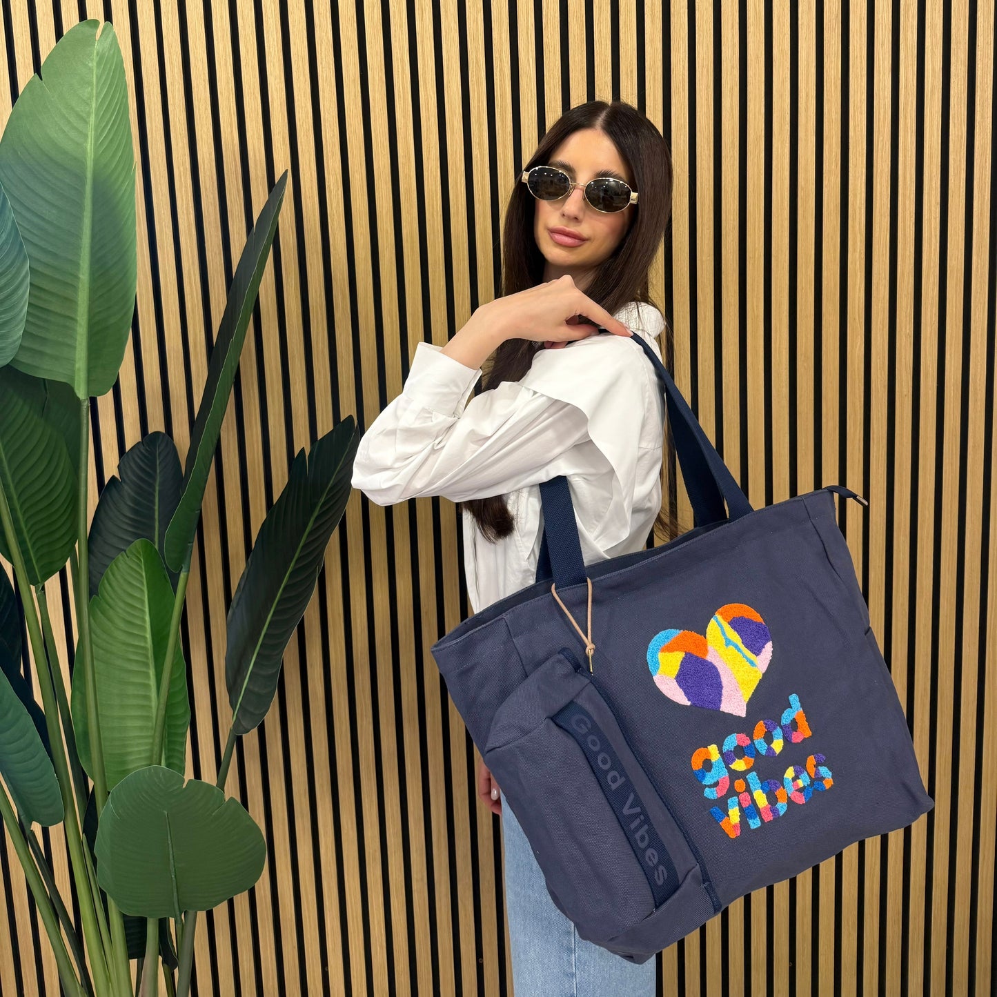 BORSA MARE 'Good vibes' + Pochette portasolari in regalo 🎁